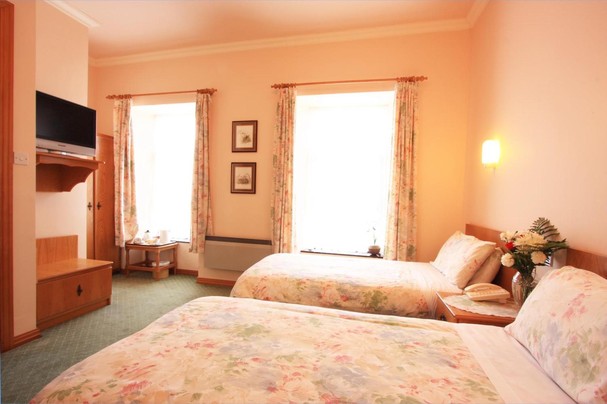Rathbaun Hotel Лисдунварна Екстериор снимка